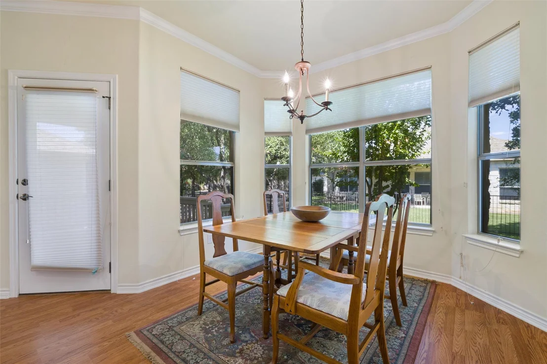 Photo of 917 Heritage Oaks BND