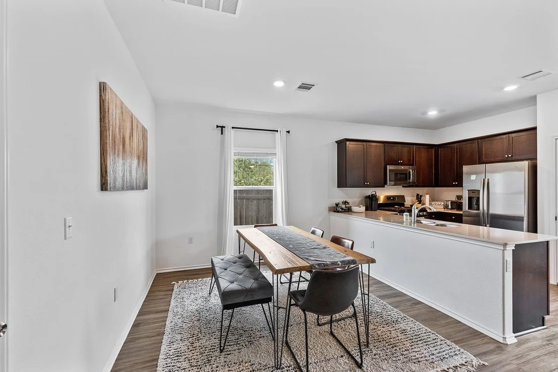 Photo of 2204 Nightview DR