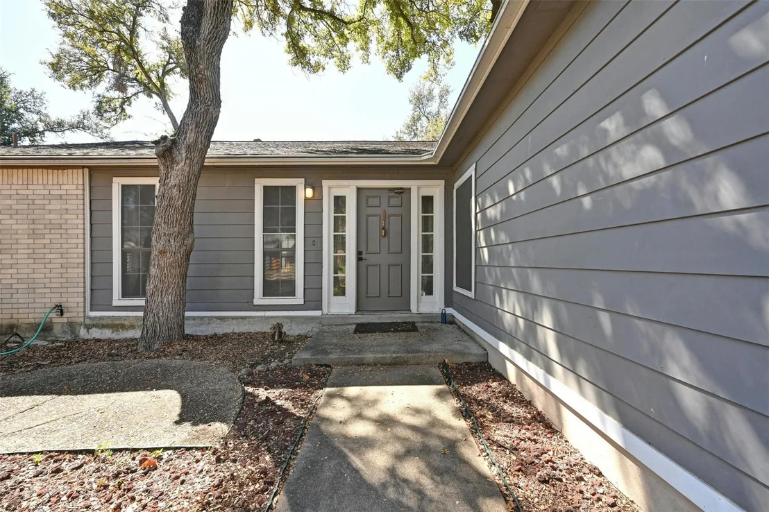 Photo of 2901 Inridge DR
