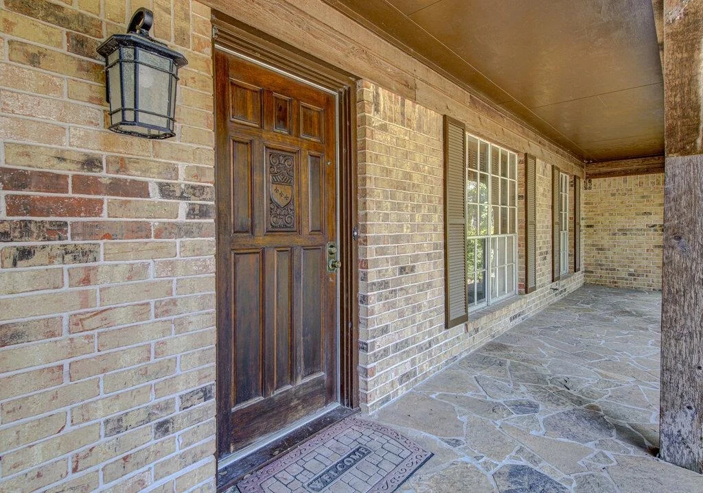 Photo of 8205 Cliffview DR