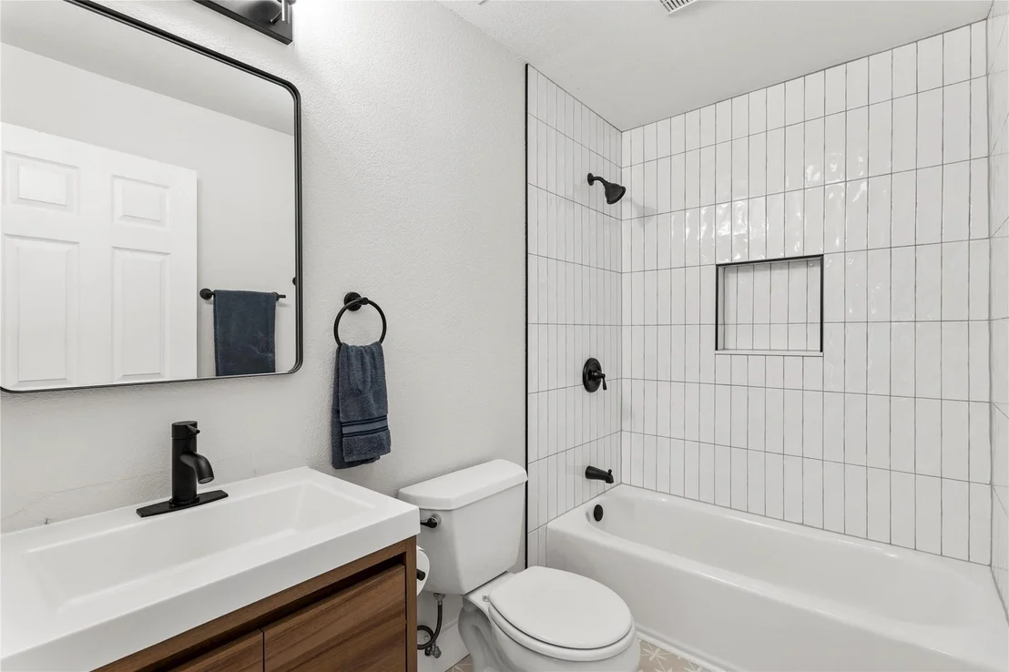 Photo of 1208 Cedar Ave