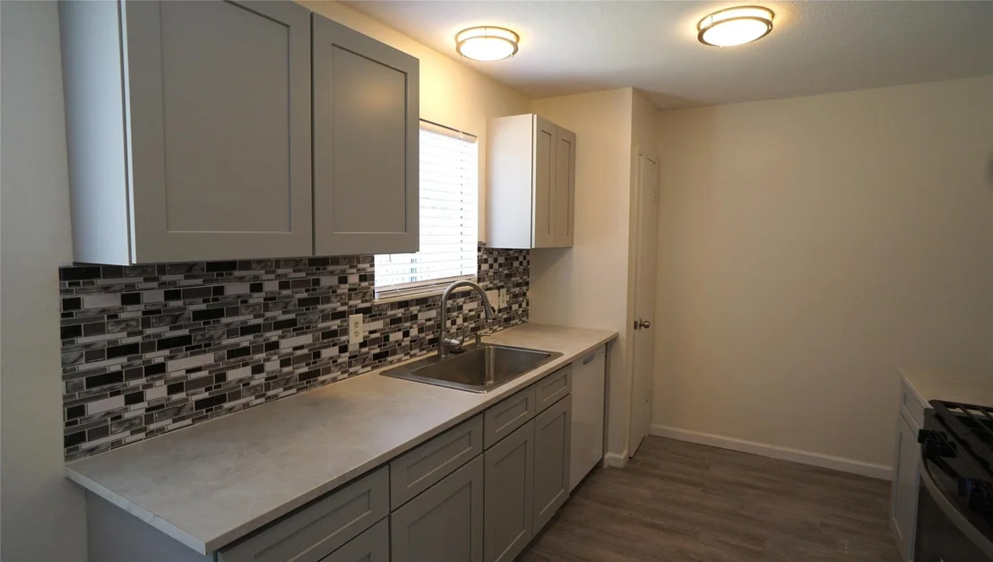 Photo of 1610 Parkside CIR