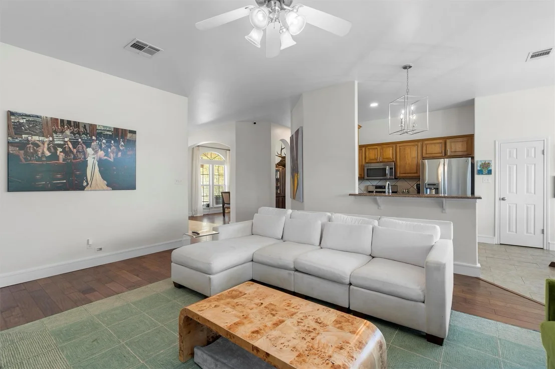 Photo of 15509 Fox Run DR