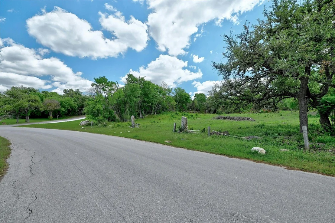 Photo of 5008 Serrano TRL
