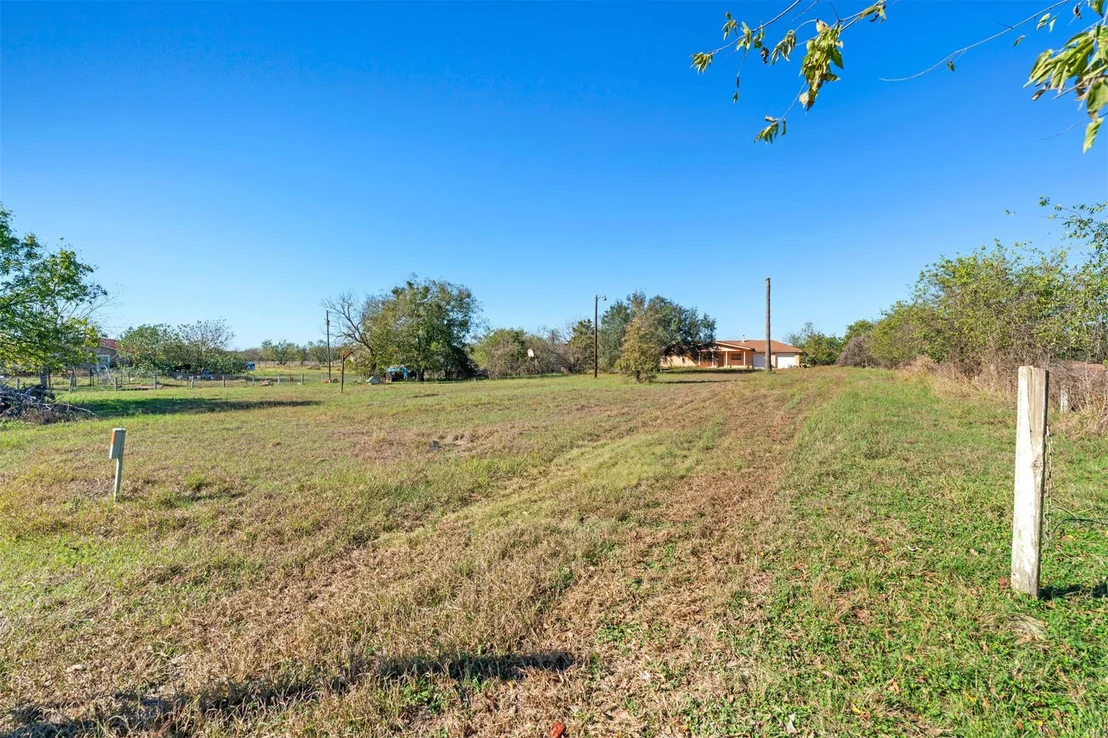 Photo of 230 County Road 422