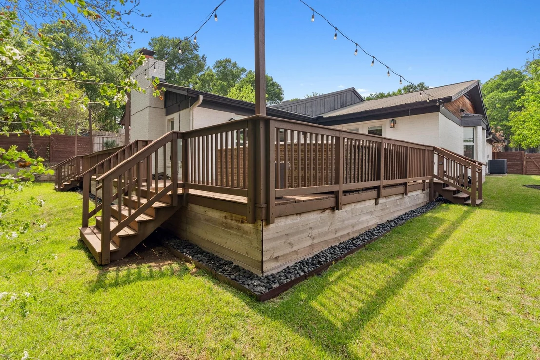 Photo of 1803 Cedar Ridge DR