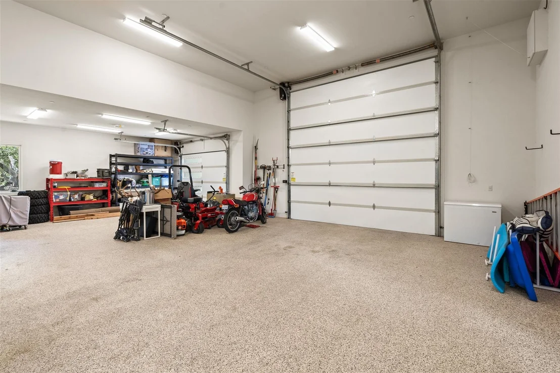 Photo of 17136 Whispering Breeze