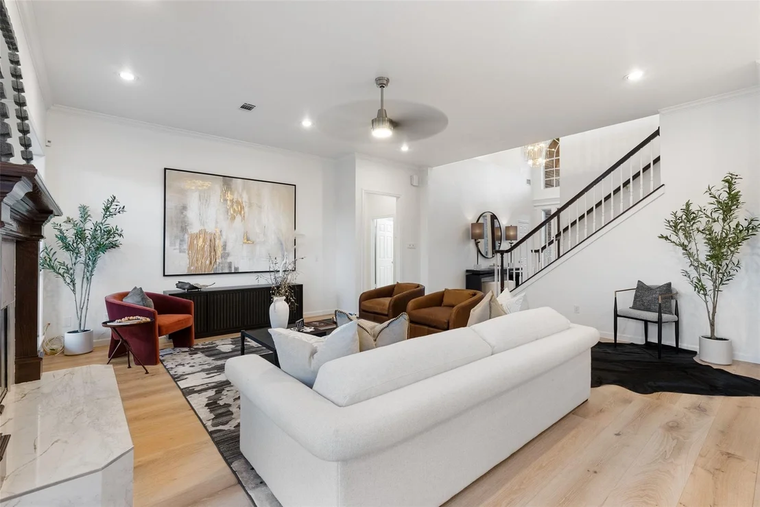 Photo of 7500 Fireoak DR
