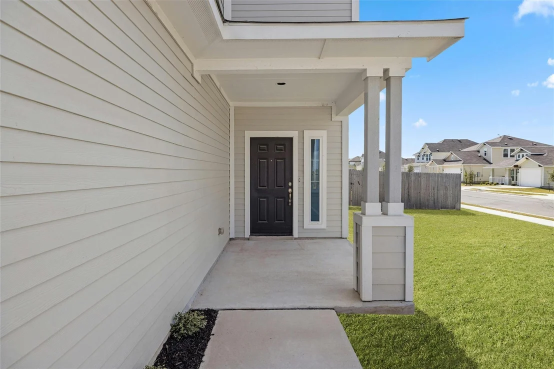 Photo of 5000 Black Onyx DR