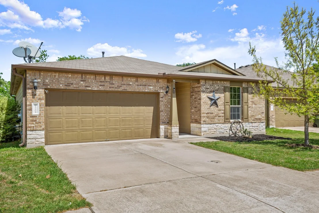 Photo of 15204 Guffey DR