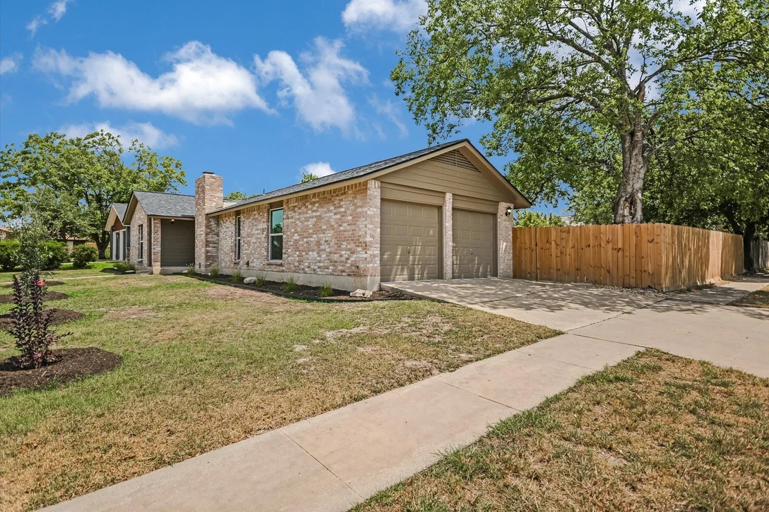 Photo of 13007 Irongate CIR