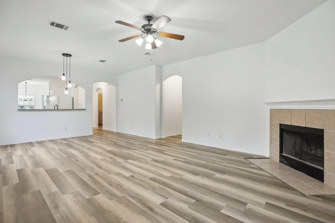 Photo of 11605 Morgans Point ST