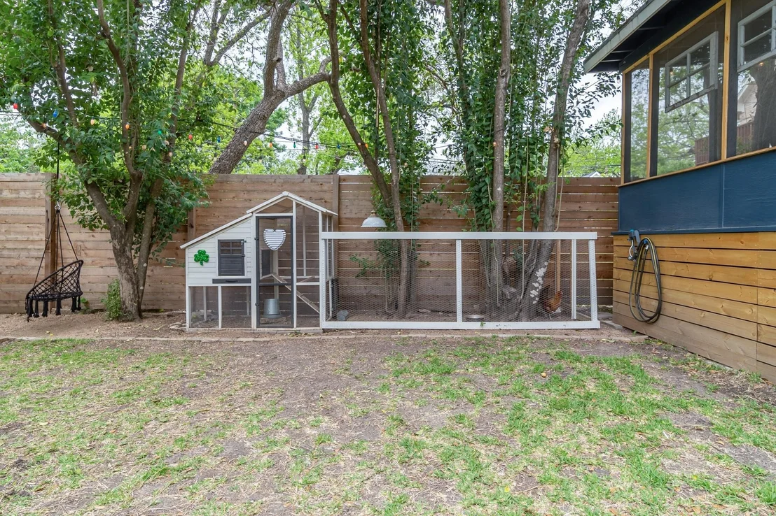 Photo of 603 Texas Ave