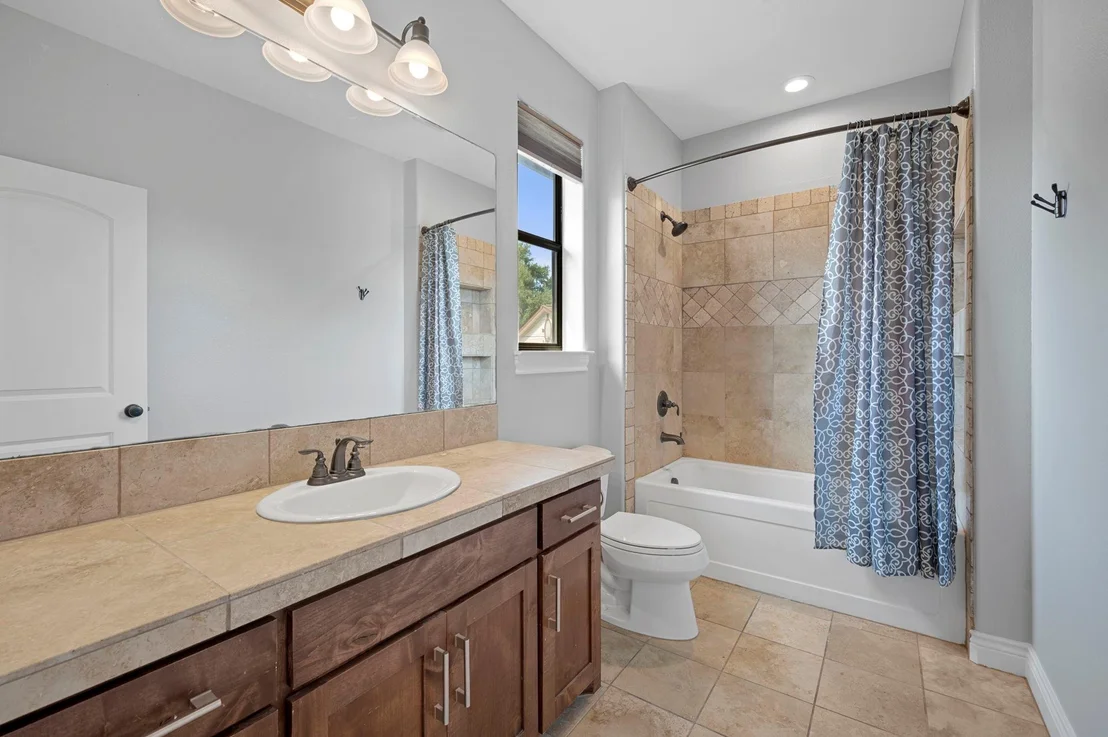 Photo of 2402 Eagle PT