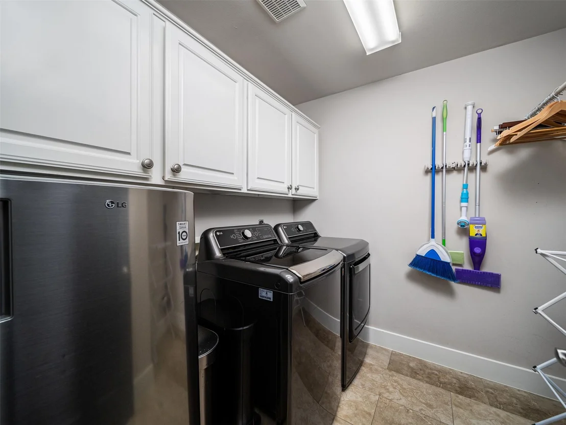 Photo of 10025 Scull Creek DR