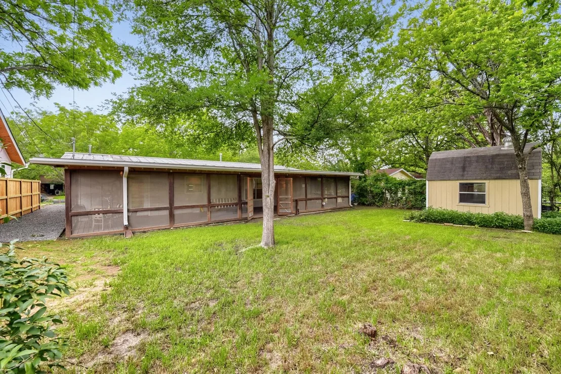 Photo of 1109 Fieldcrest DR