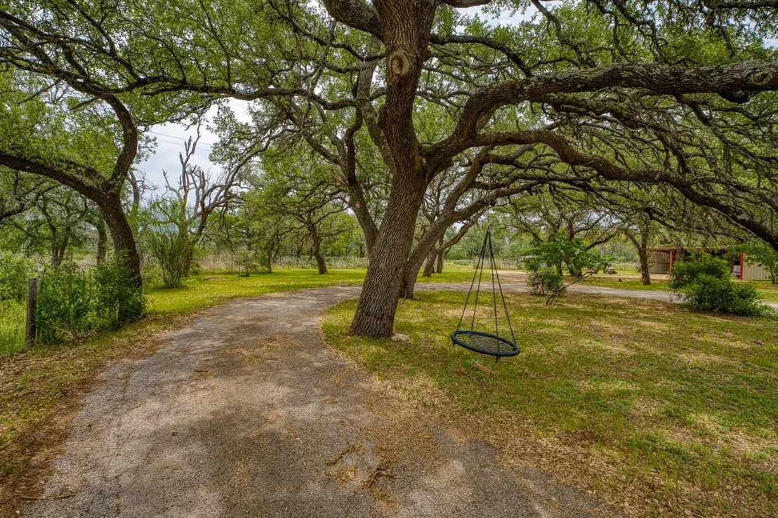 Photo of 624 N US 281