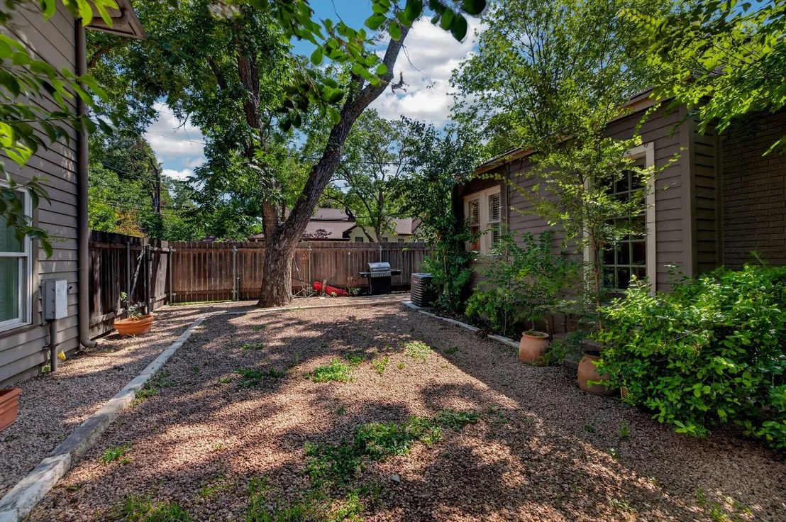 Photo of 4214 Sinclair Ave