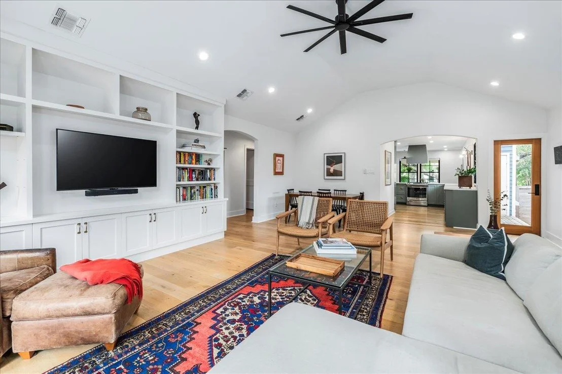 Photo of 3215 Lafayette Ave