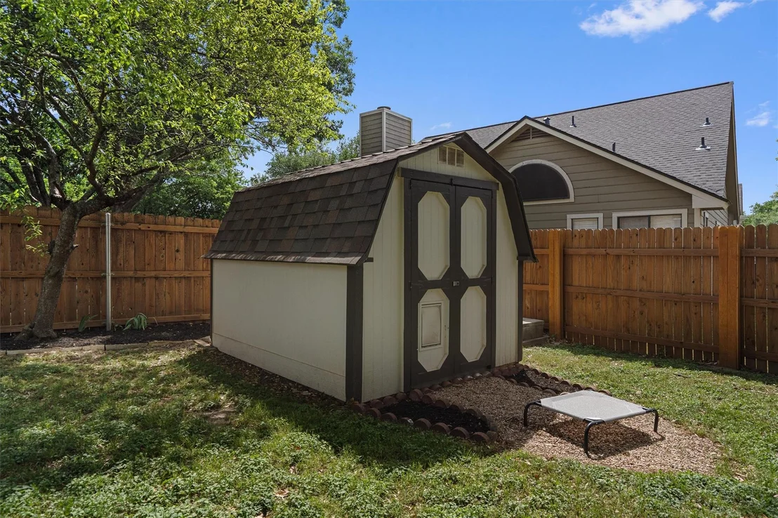 Photo of 2003 Ploverville LN