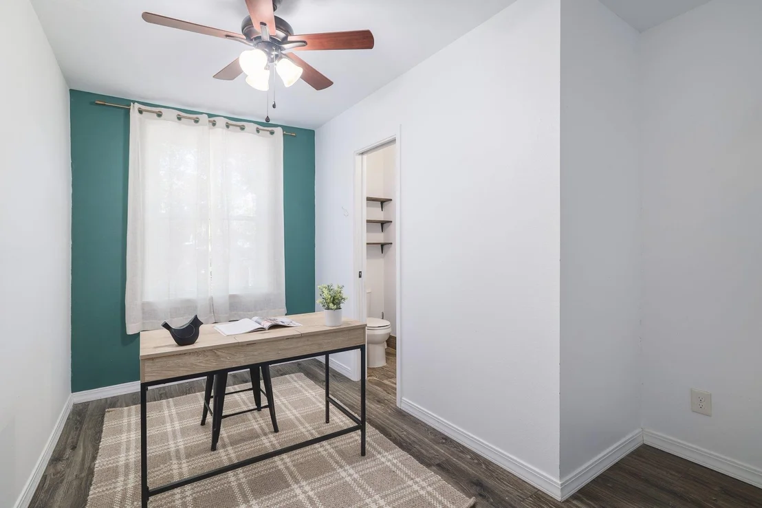 Photo of 6511 Chesterfield Ave