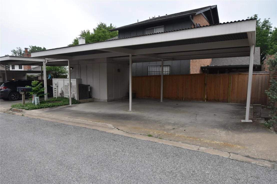 Photo of 2000 Millay DR