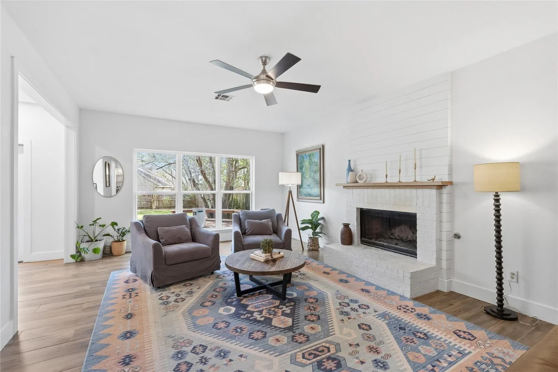 Photo of 6310 Walebridge LN