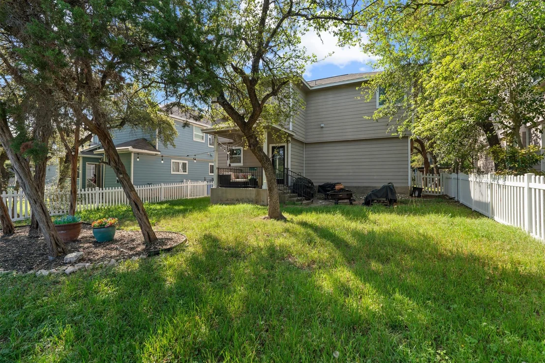 Photo of 913 Bogart RD