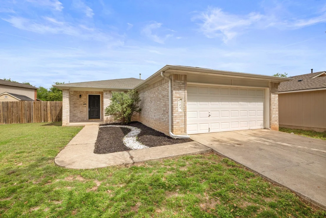 Photo of 105 Stanford DR