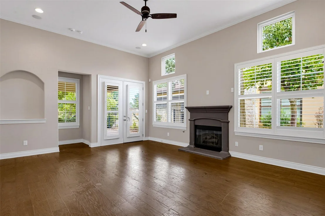 Photo of 210 Versilia CIR