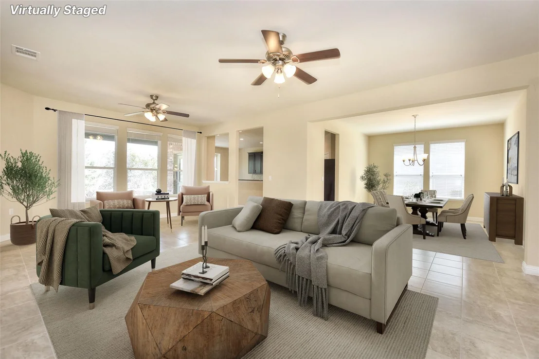 Photo of 107 Davis Mountain CIR