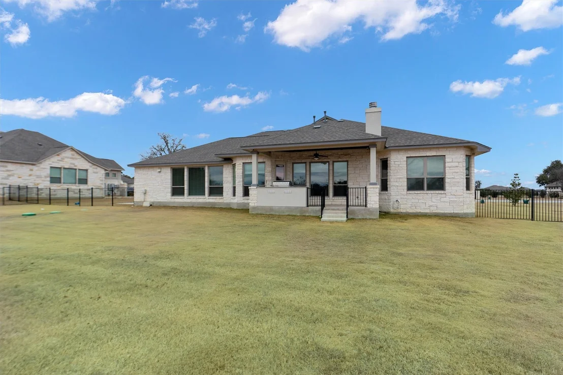 Photo of 305 Miranda WAY
