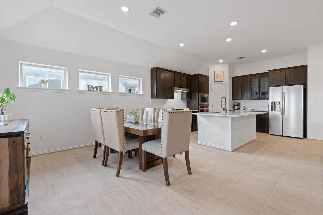 Photo of 874 Spinnaker LOOP