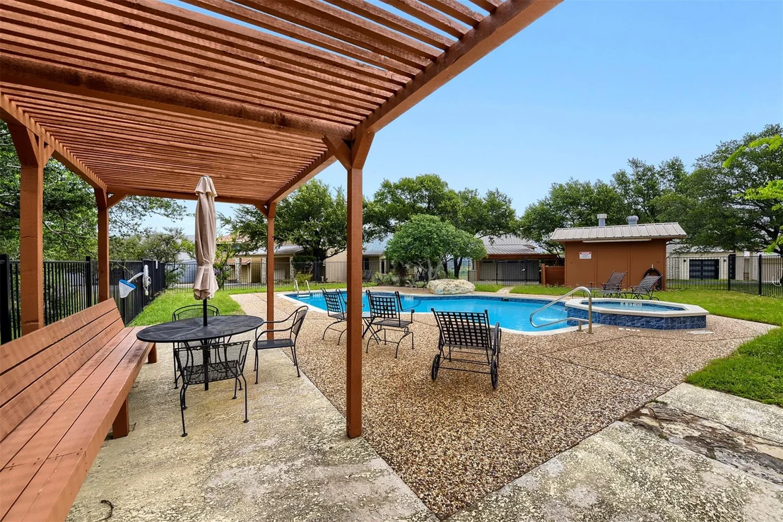 Photo of 204 Topspin DR