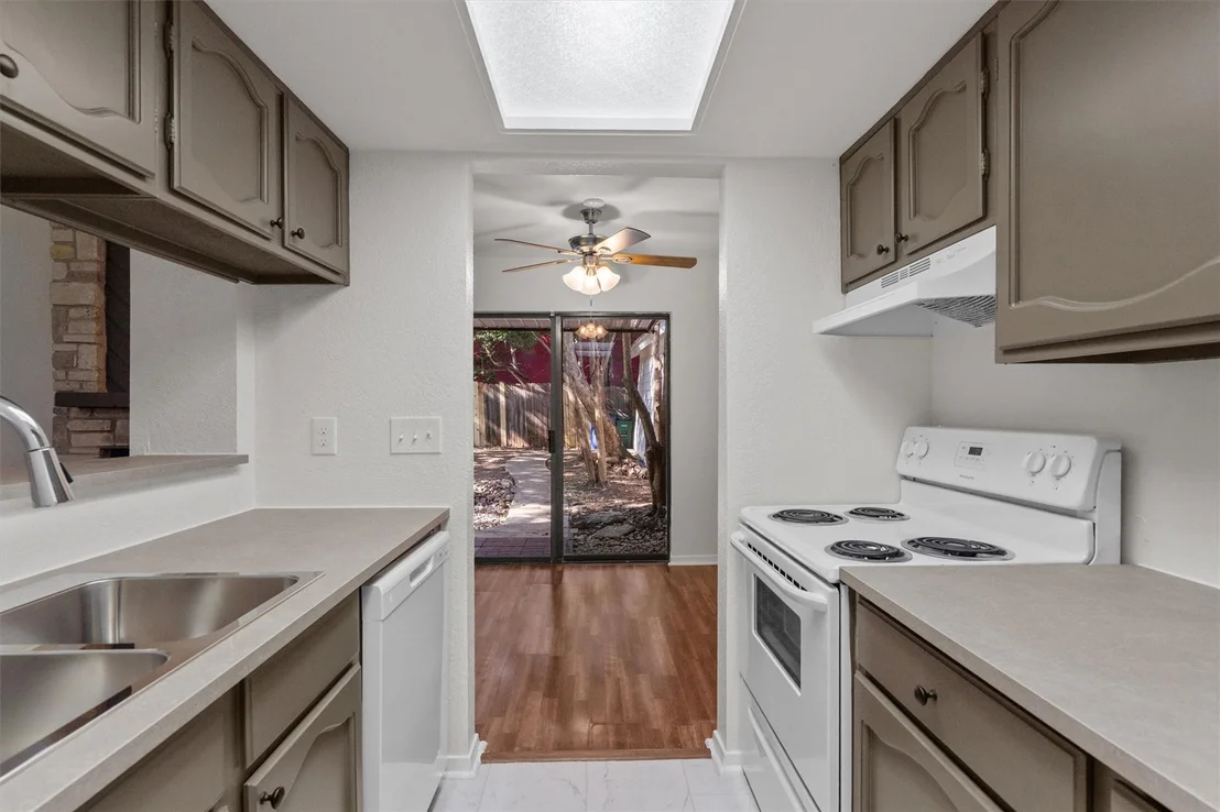 Photo of 1808 Cinnamon PATH