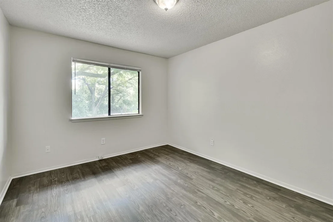 Photo of 1008 Hermitage DR