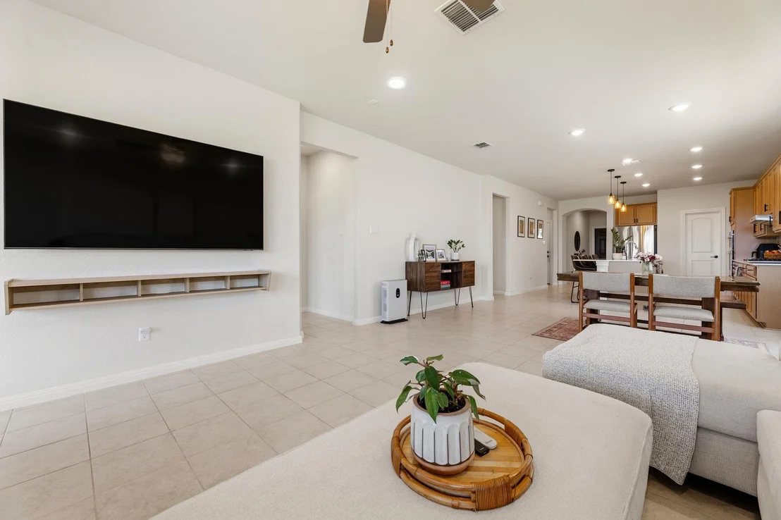 Photo of 304 Sweetleaf DR