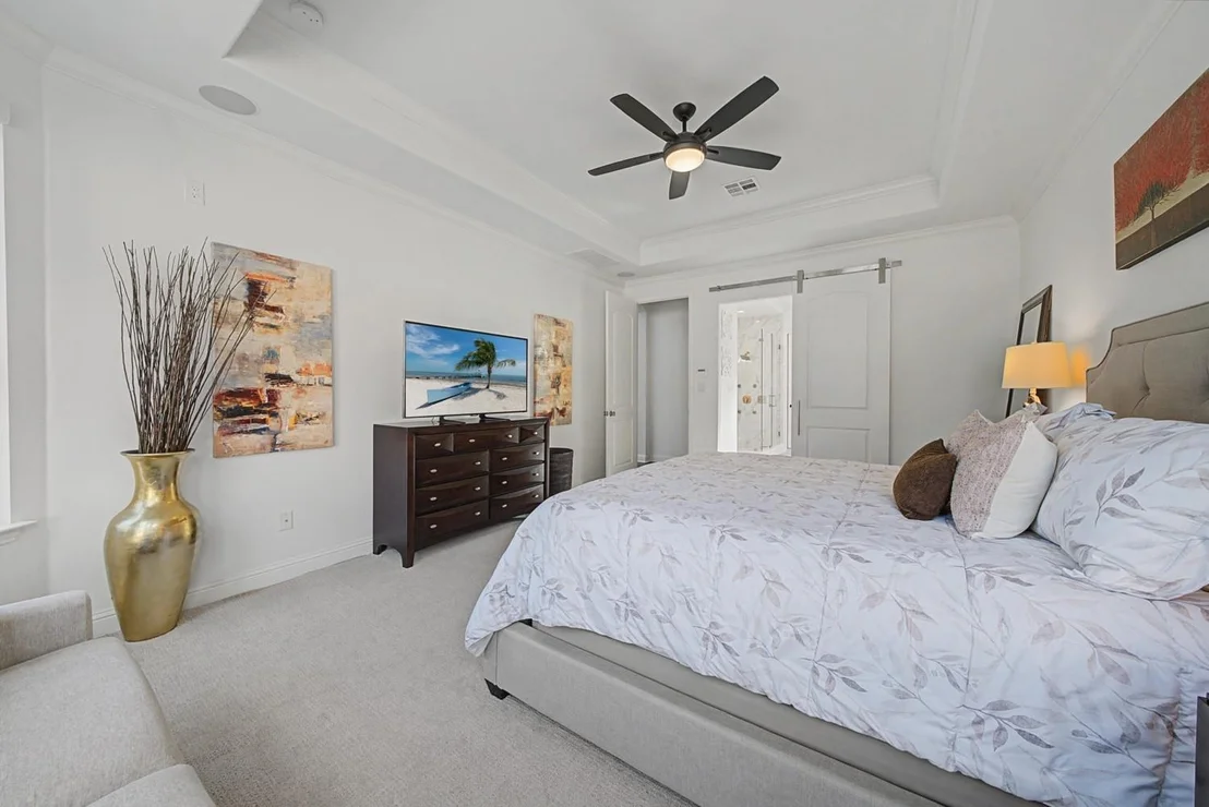 Photo of 18520 Dewitt PL