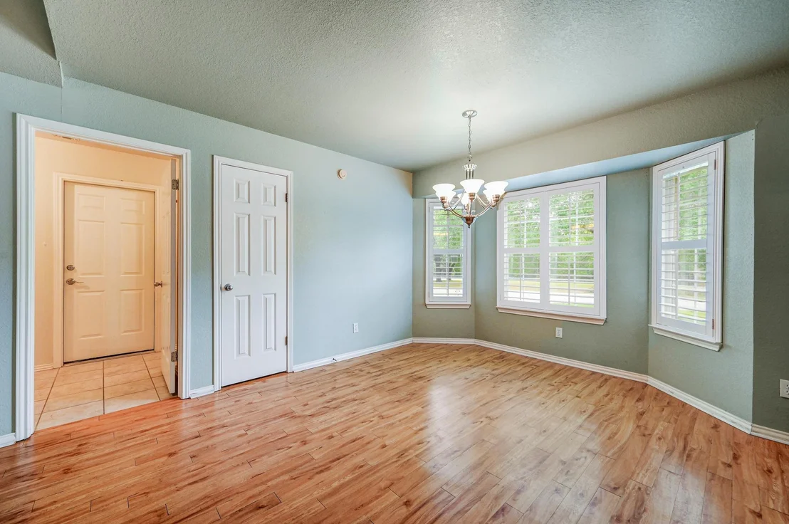 Photo of 259 Twin Oak RD