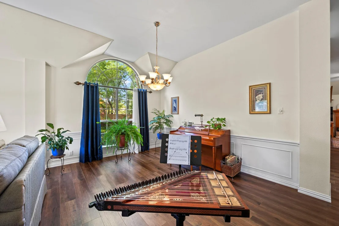 Photo of 803 Oak Park DR