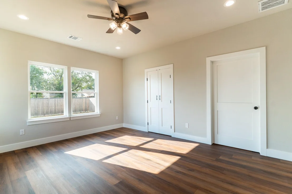 Photo of 305 String Prairie WAY