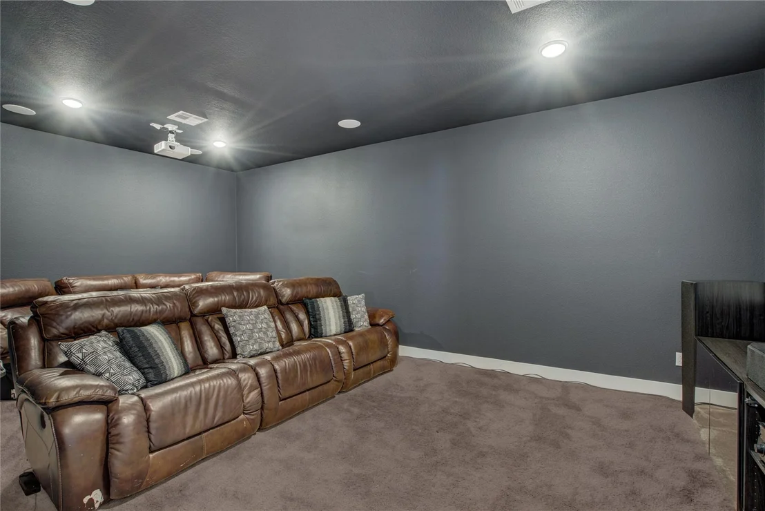 Photo of 1316 Da Vinci TRL