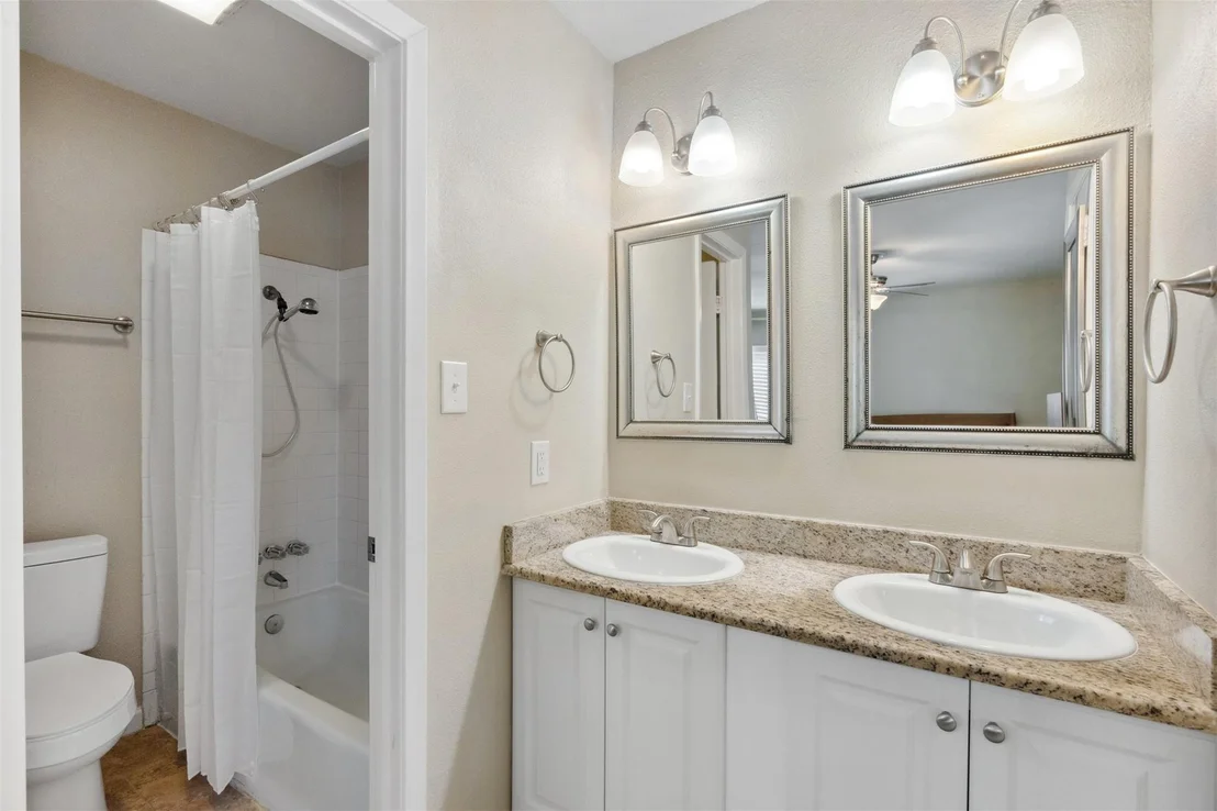 Photo of 1405 Meadowmear DR