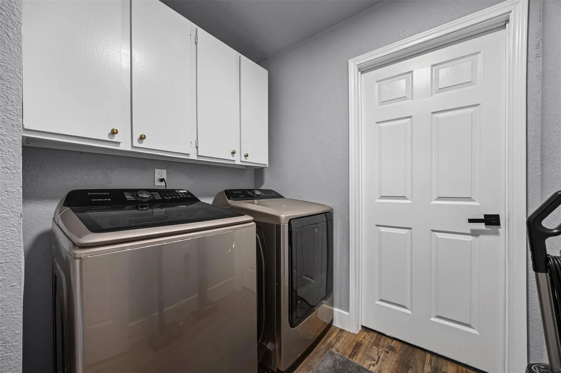Photo of 1101 Kenyon DR