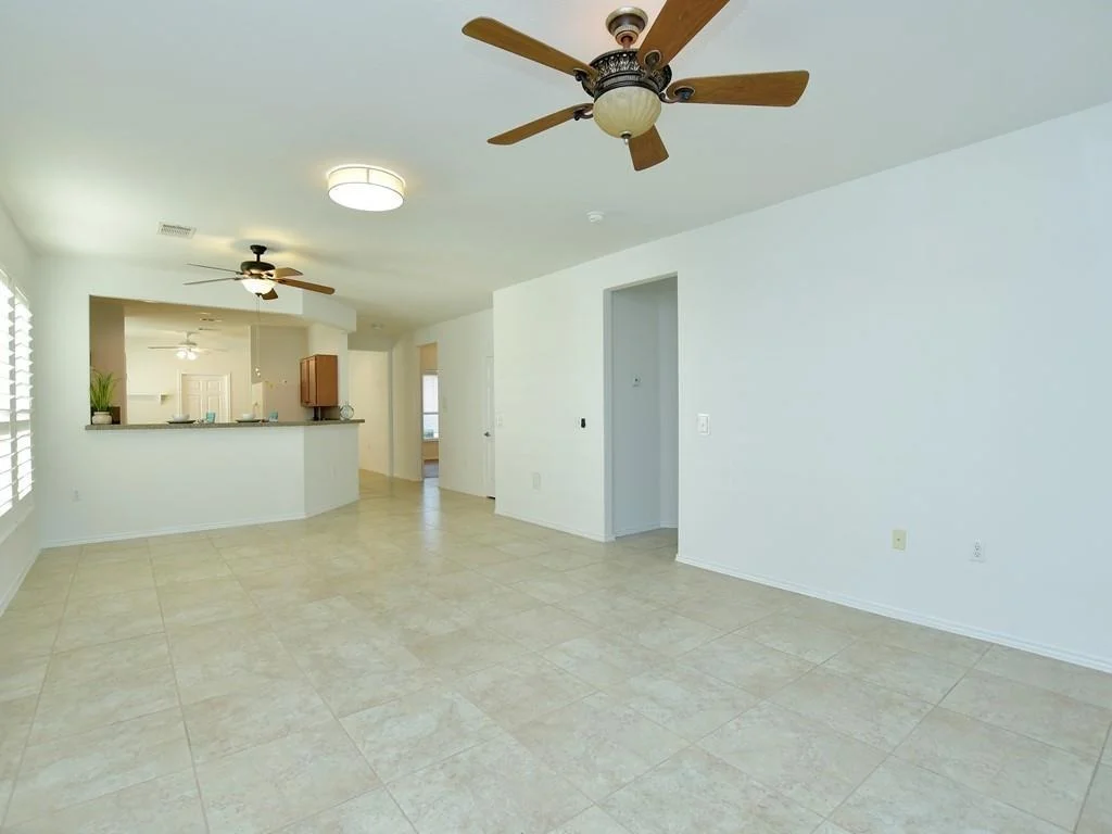 Photo of 119 Hampton CIR