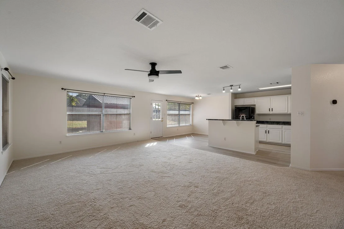 Photo of 1207 Rolling Ridge DR