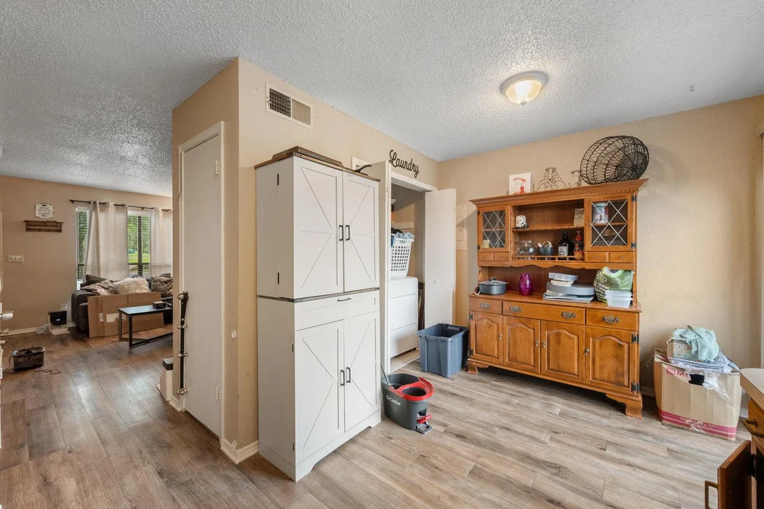 Photo of 128 Hillside DR