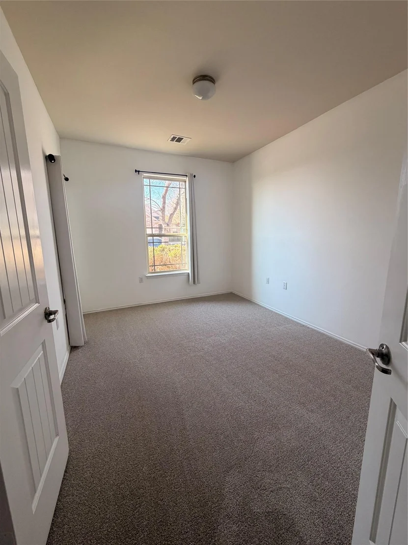 Photo of 10204 Pinnacle Crest LOOP