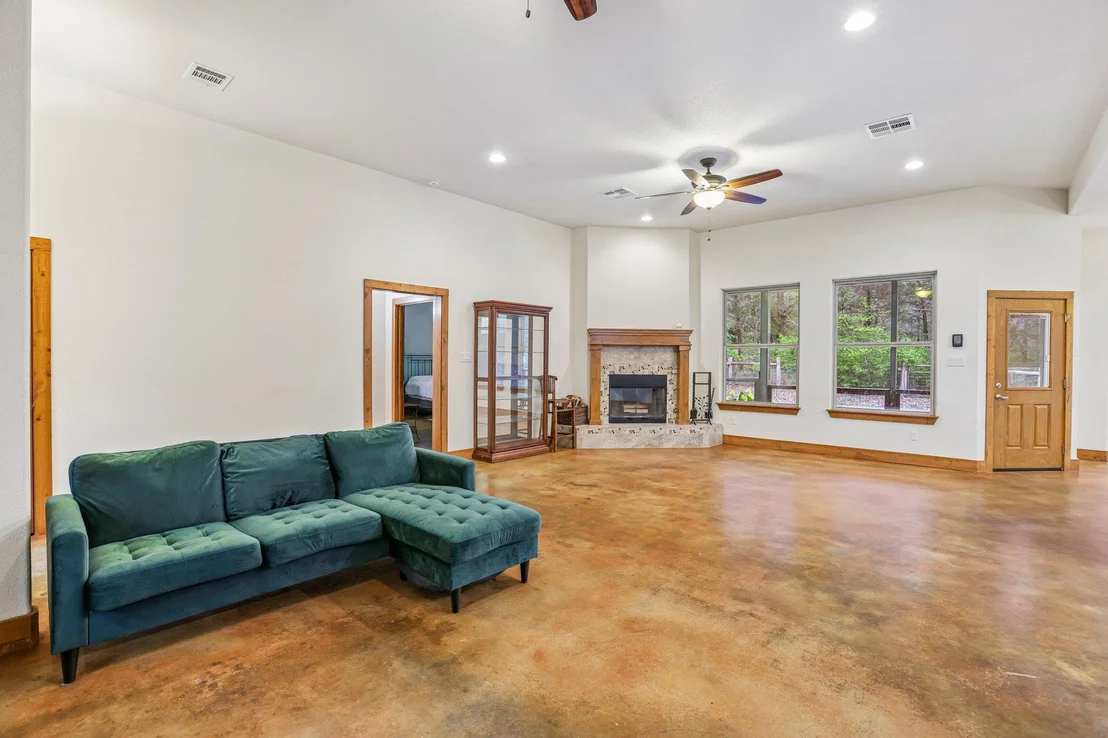 Photo of 267 Corral RD