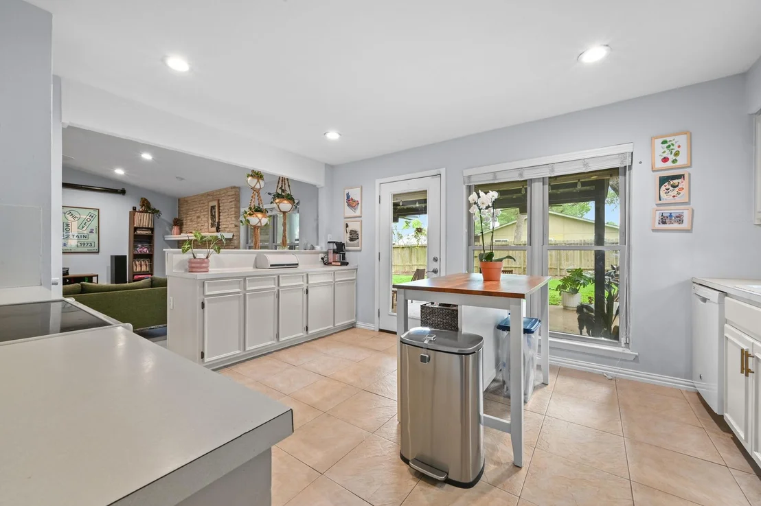 Photo of 2509 Redleaf LN